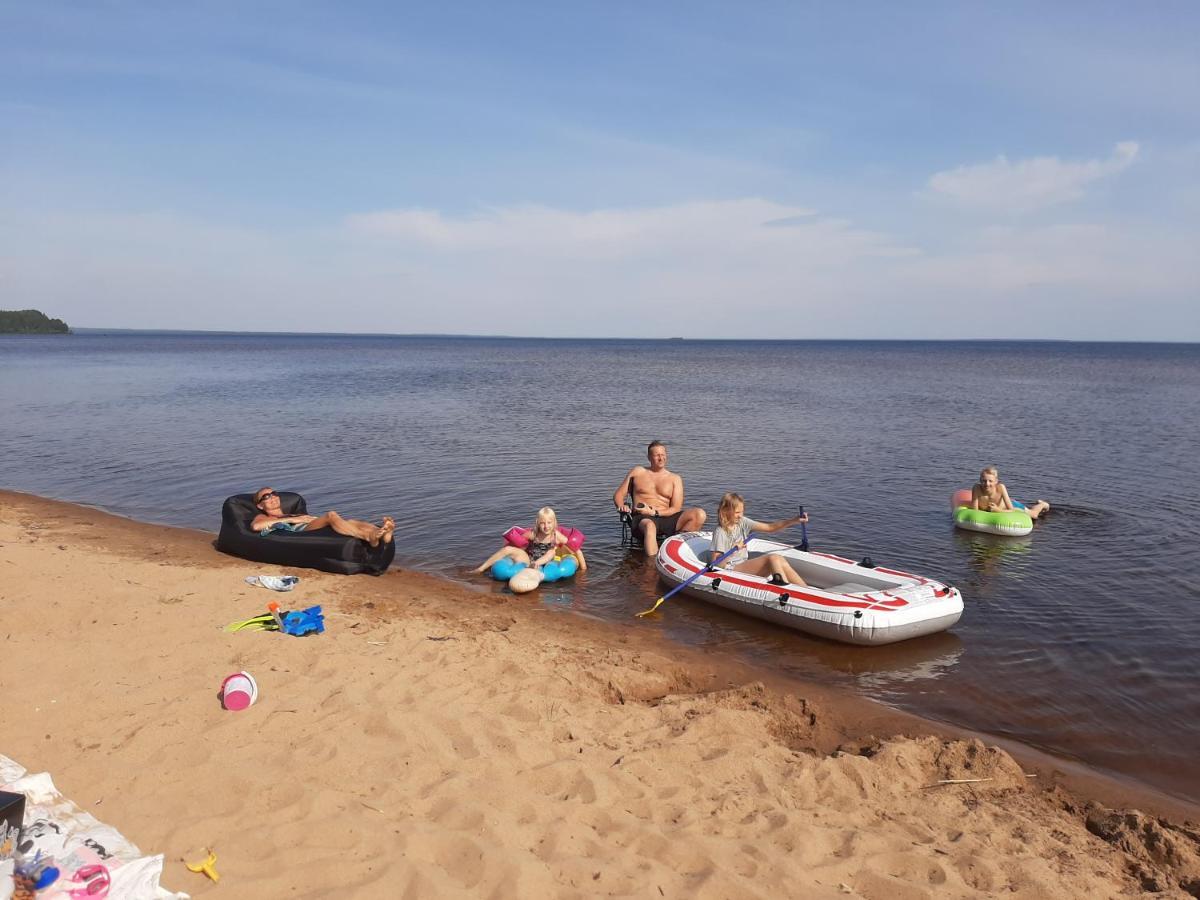 Lomakyla Kultahiekat Hotel Manamansalo Kültér fotó