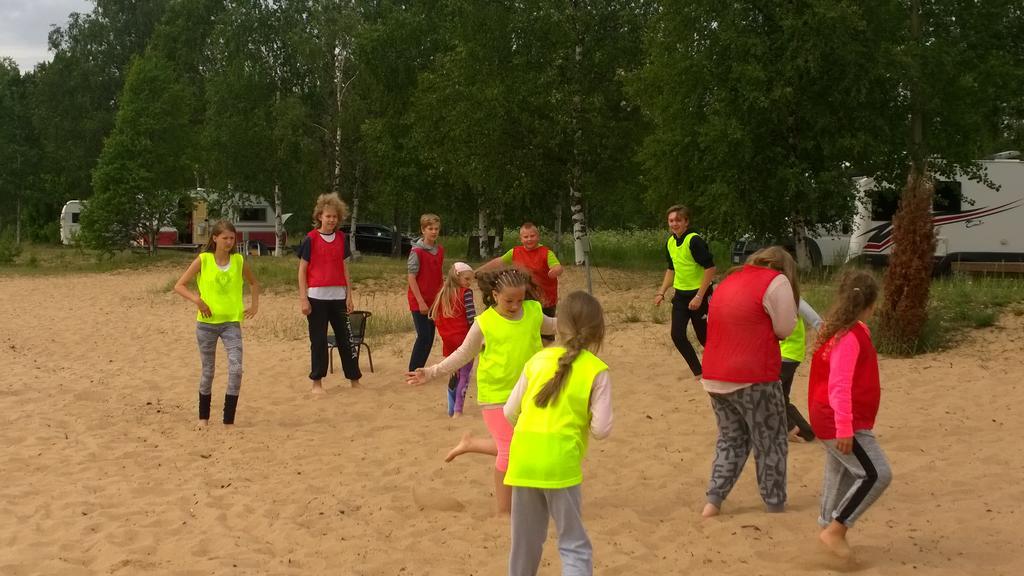Lomakyla Kultahiekat Hotel Manamansalo Kültér fotó