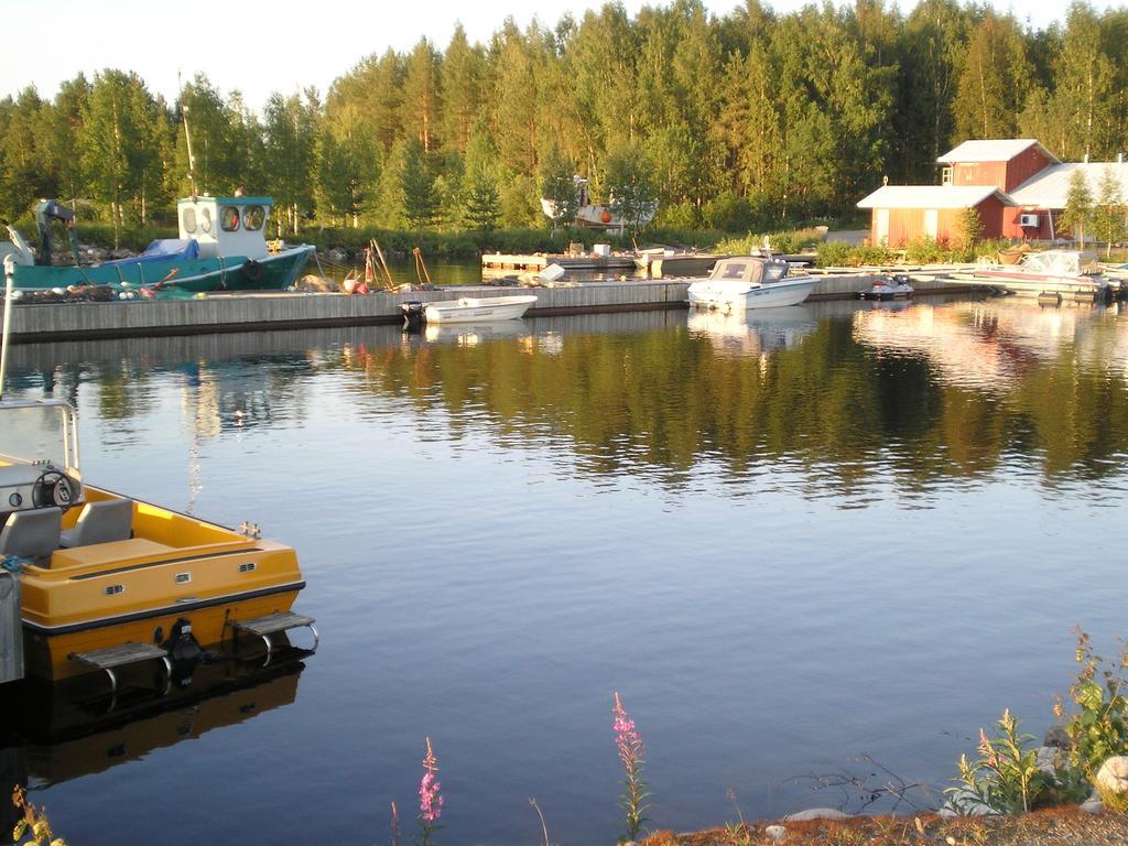 Lomakyla Kultahiekat Hotel Manamansalo Kültér fotó